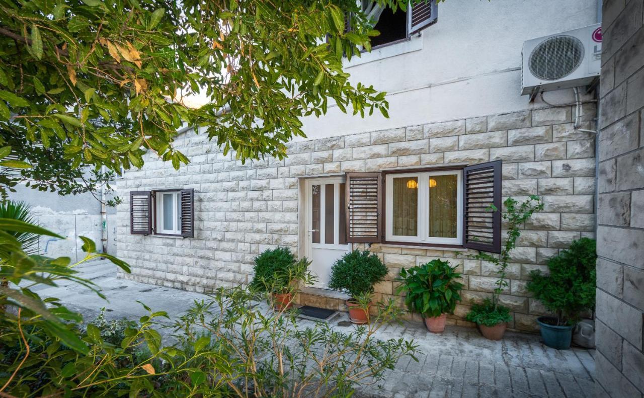 Guesthause Arbor Apartment Split Exterior foto