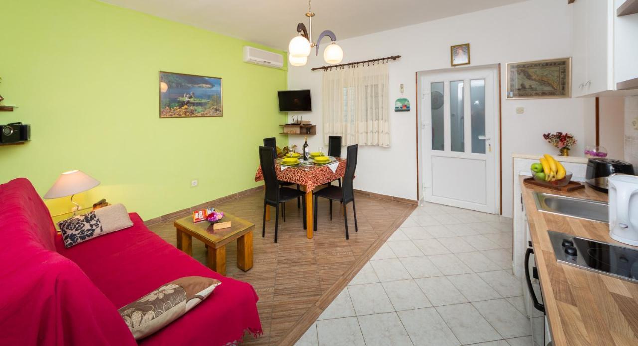 Guesthause Arbor Apartment Split Exterior foto